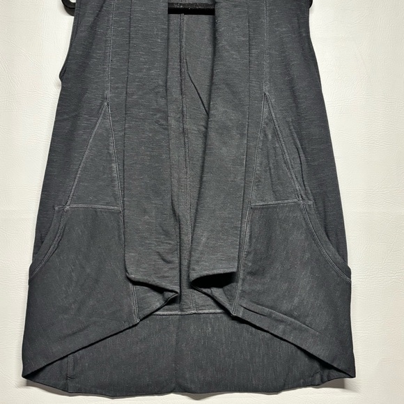 ✨ The North Face Women’s Black Open Front Vest Sleeveless Lightweight Size XS - Picture 6 of 15